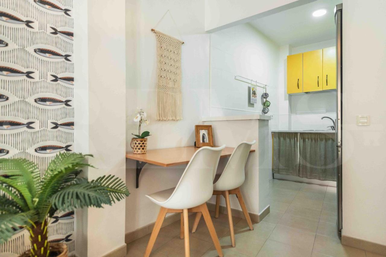 Bright Apartment Near The Historic Center By Rems Малага Экстерьер фото